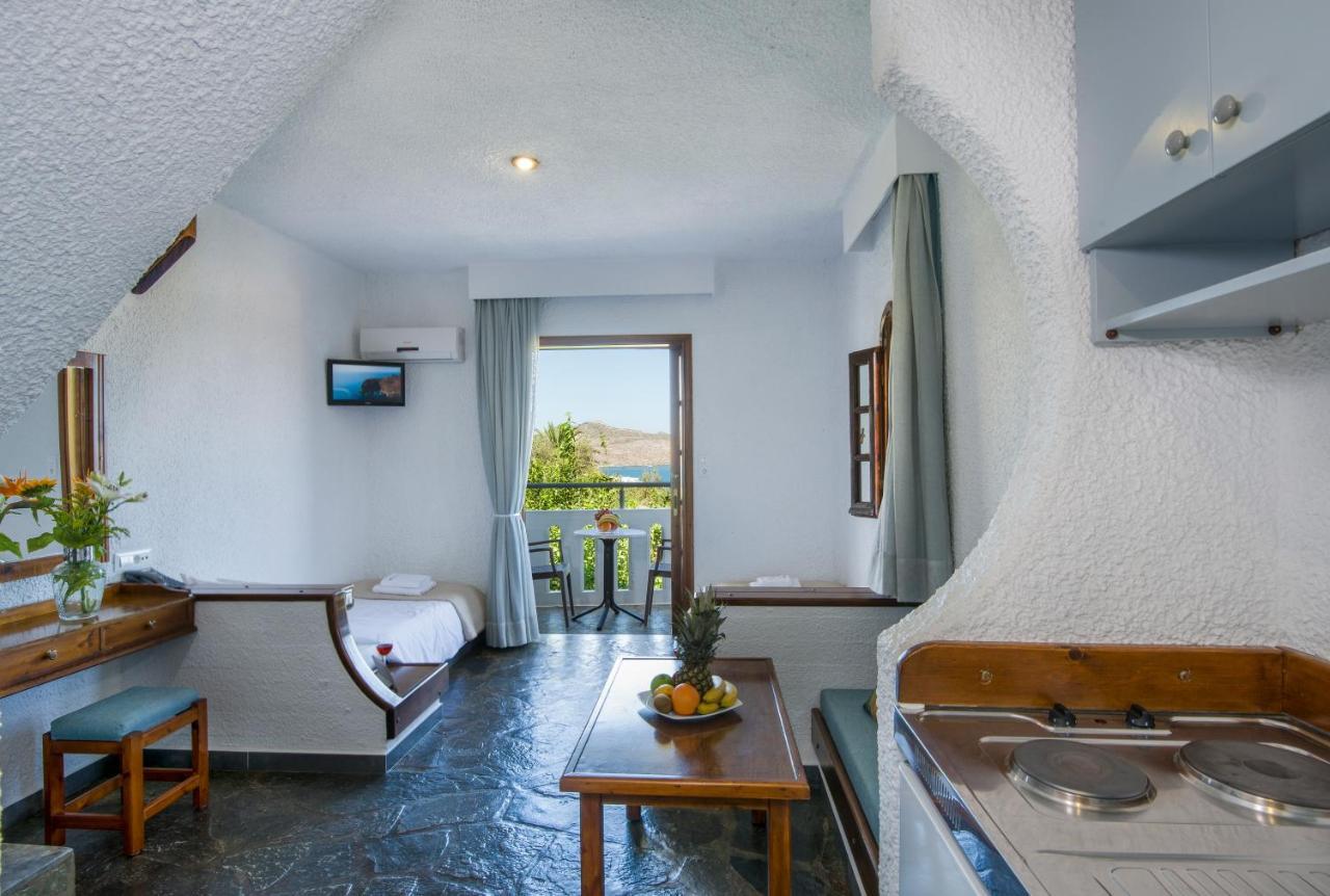 Folia Apartments Chania Agia Marina  ภายนอก รูปภาพ